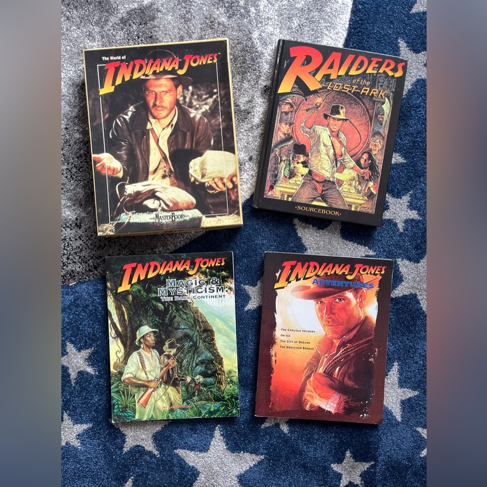 Set of Indiana Jones ROLE PLAYING GAME

— I owned these but never used them